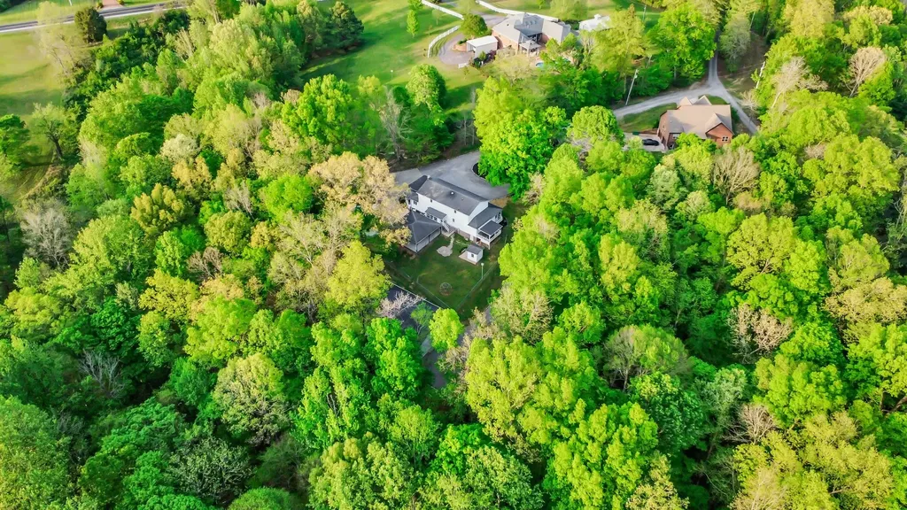 2690 Ashland City Road Clarksville TN 37043