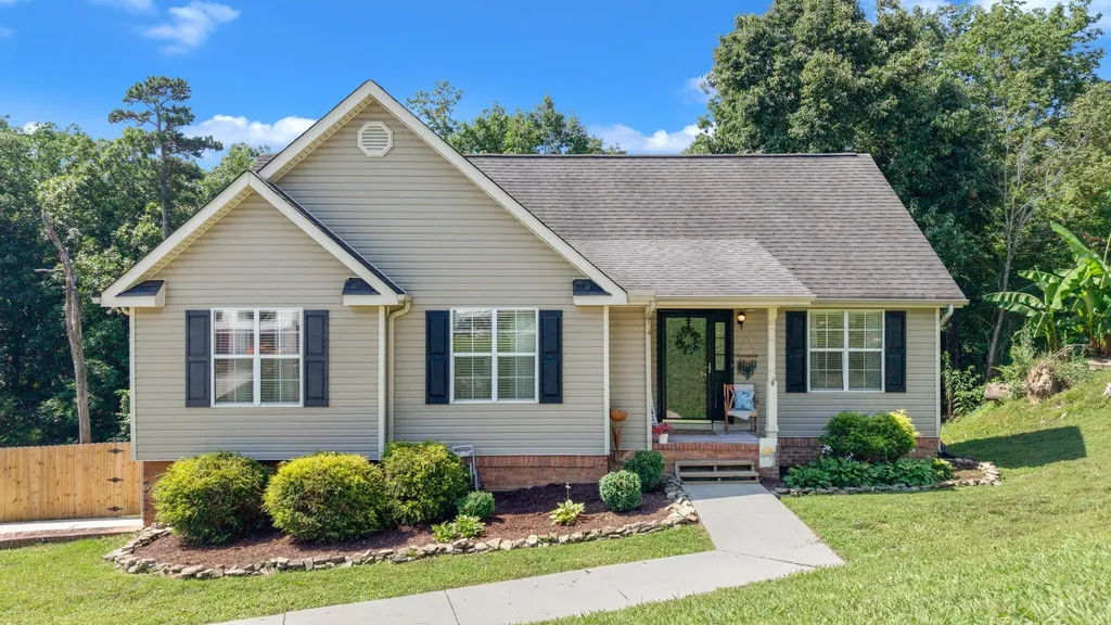 6452 White Tail Drive Ooltewah TN 37363