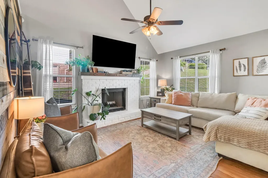 6452 White Tail Drive Ooltewah TN 37363