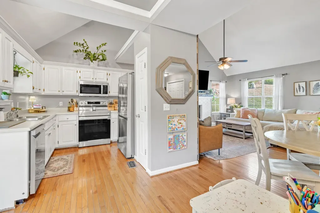 6452 White Tail Drive Ooltewah TN 37363