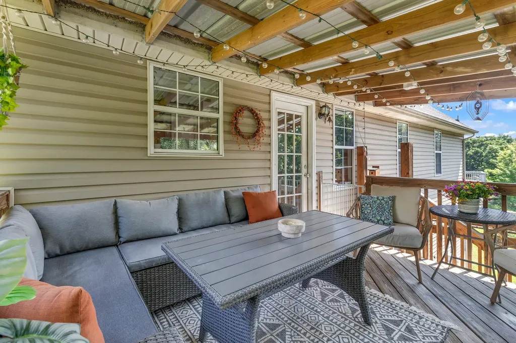 6452 White Tail Drive Ooltewah TN 37363