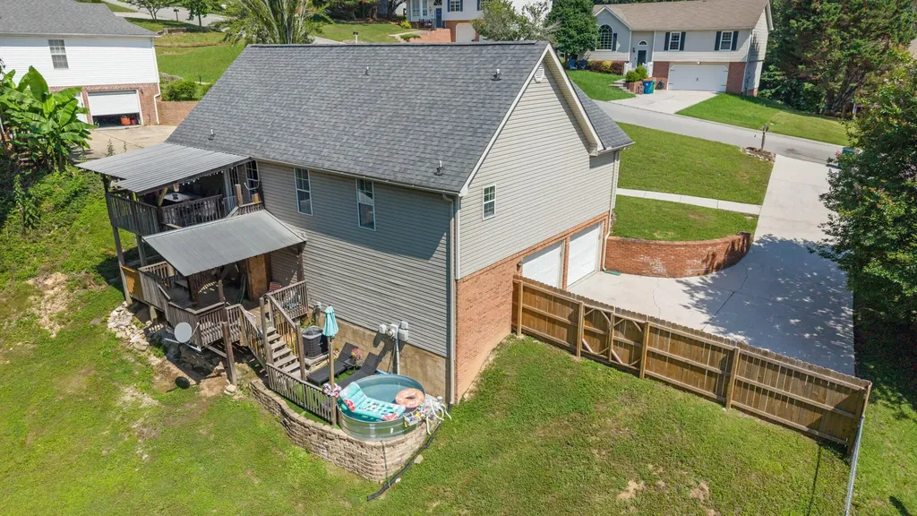 6452 White Tail Drive Ooltewah TN 37363
