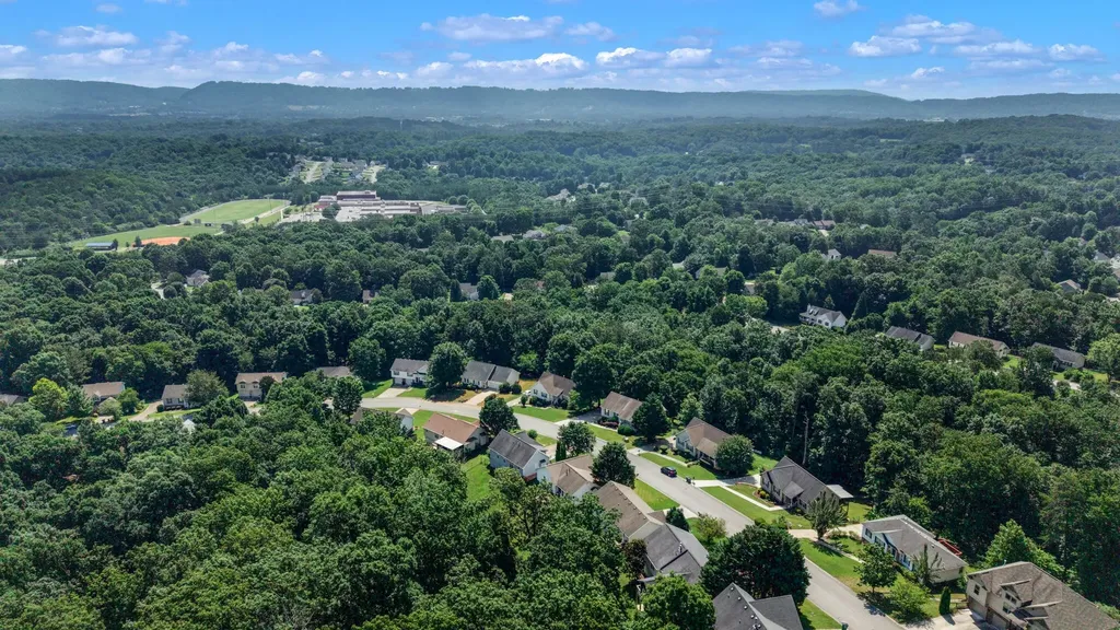 6452 White Tail Drive Ooltewah TN 37363