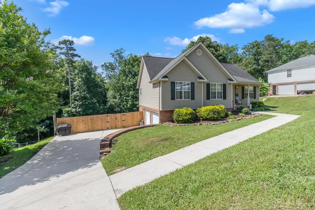 6452 White Tail Drive Ooltewah TN 37363
