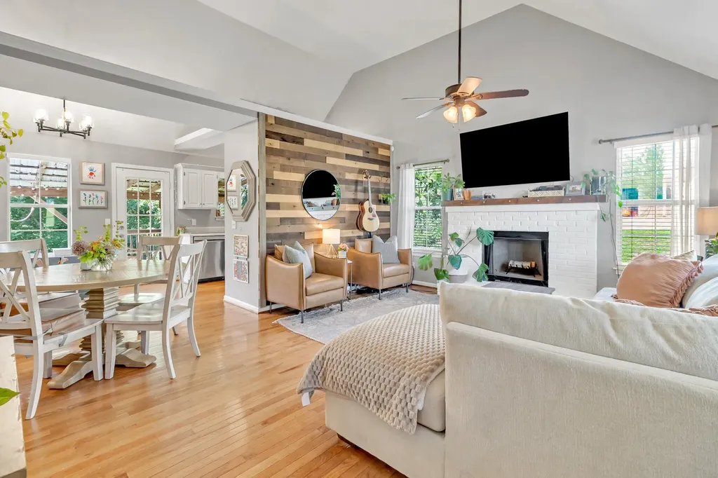 6452 White Tail Drive Ooltewah TN 37363