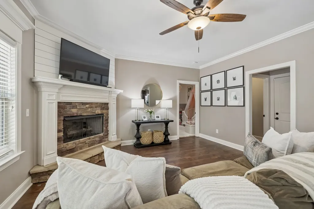 157 Tulip Grove Point Hermitage TN 37076