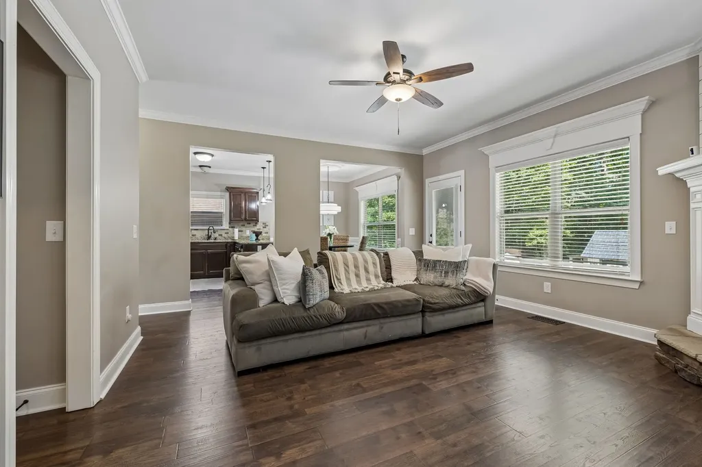 157 Tulip Grove Point Hermitage TN 37076