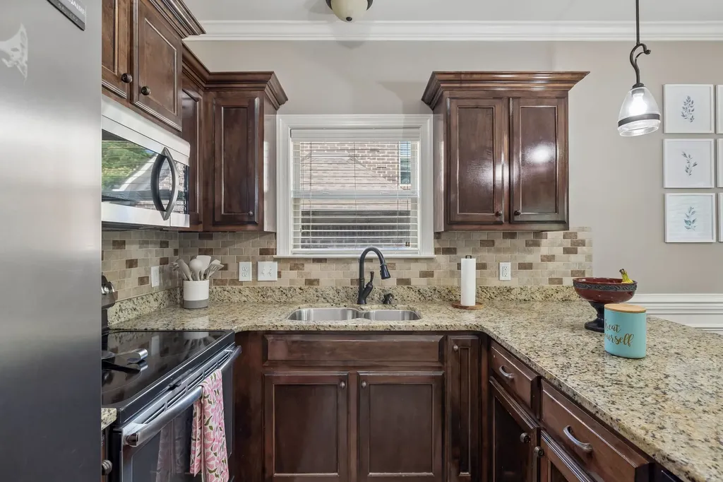 157 Tulip Grove Point Hermitage TN 37076