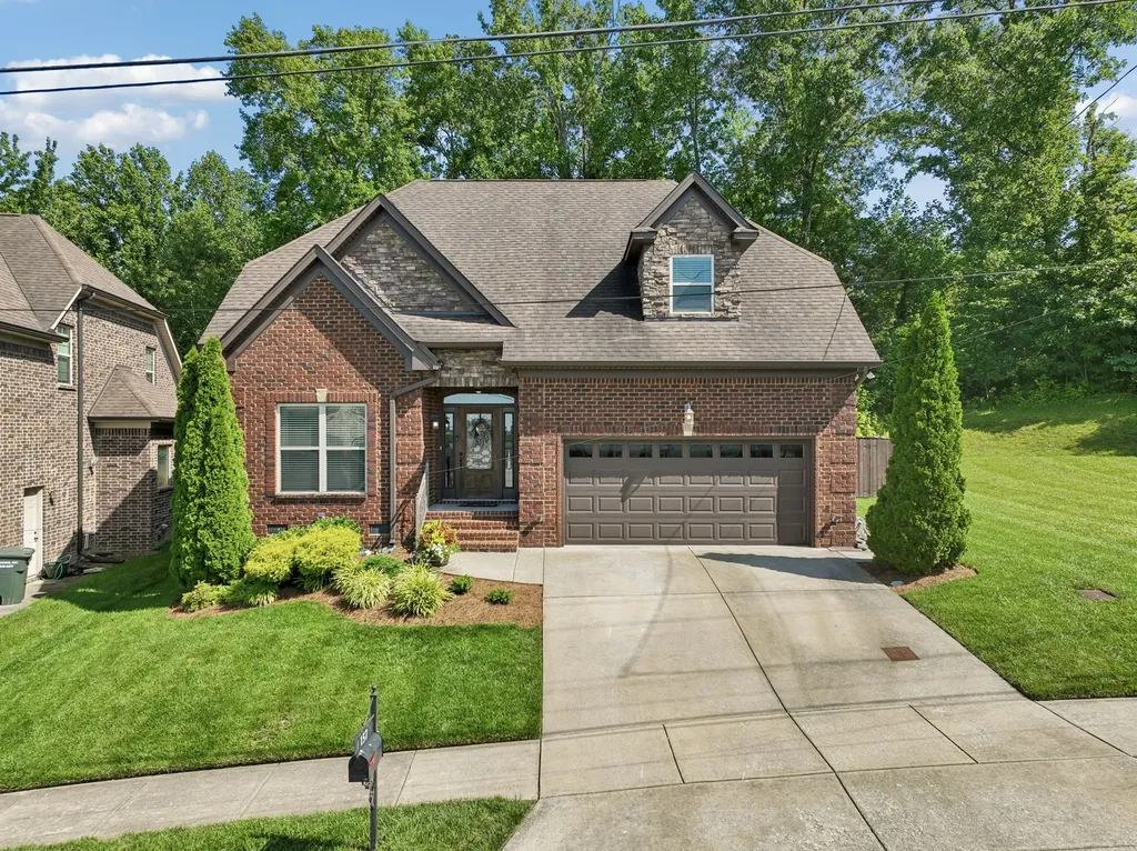 157 Tulip Grove Point Hermitage TN 37076