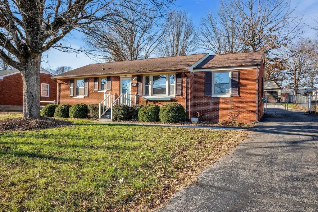555 Ashe Avenue New Johnsonville TN 37134
