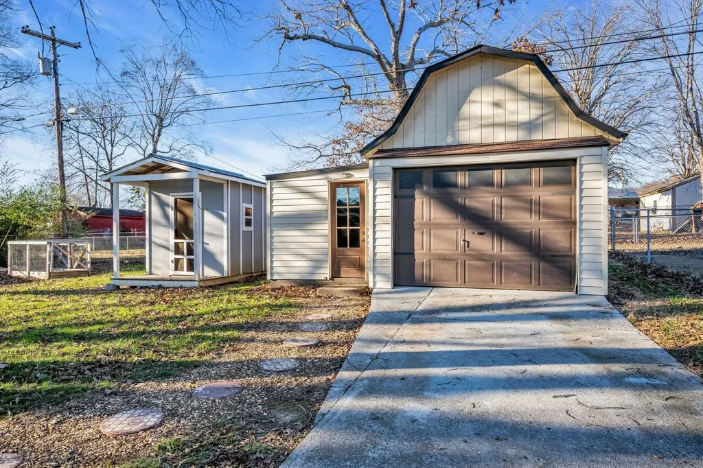 555 Ashe Avenue New Johnsonville TN 37134