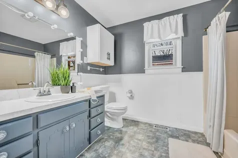 555 Ashe Avenue New Johnsonville TN 37134