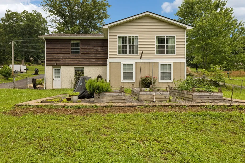 370 Homestead Circle, NE Cleveland TN 37323