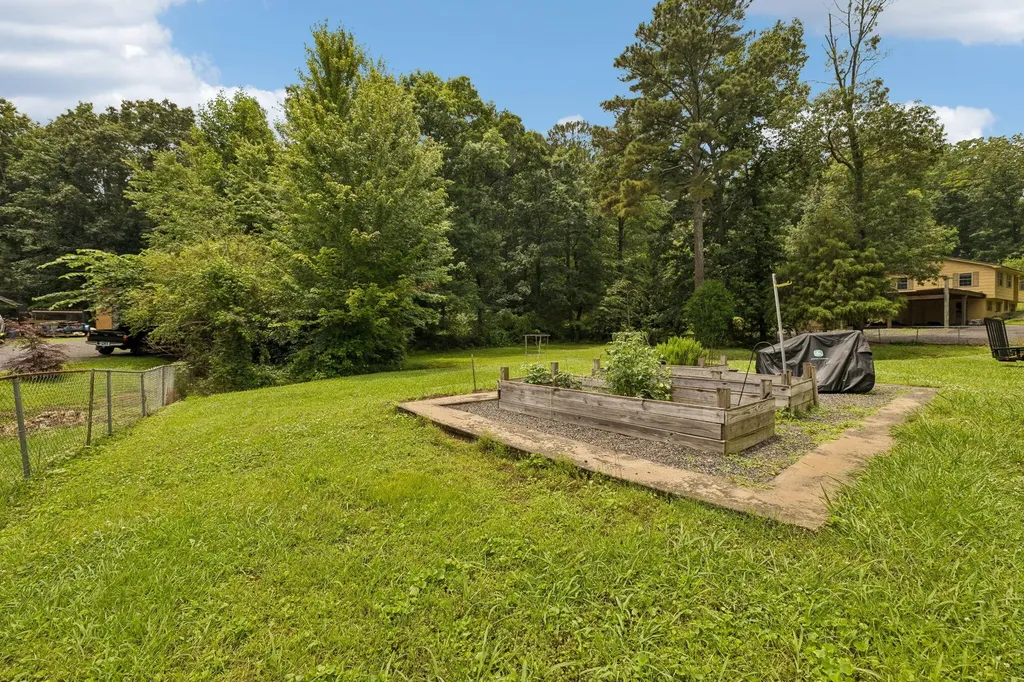 370 Homestead Circle, NE Cleveland TN 37323