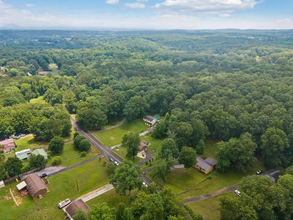 370 Homestead Circle, NE Cleveland TN 37323