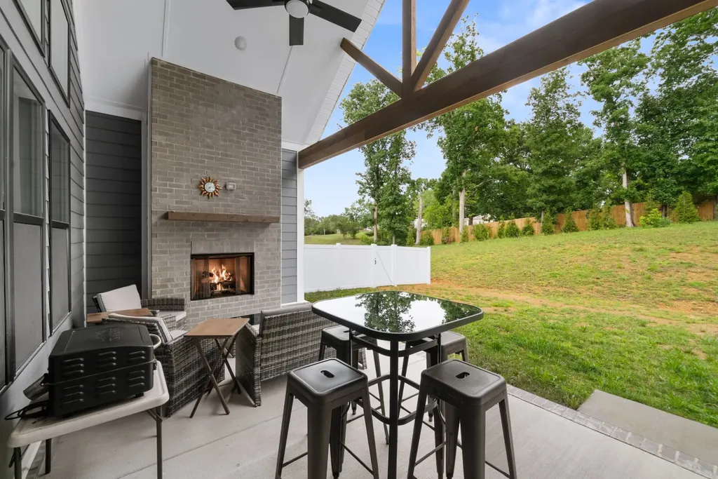7231 Richvale Drive Fairview TN 37062