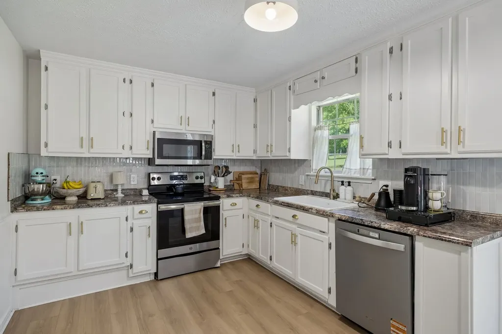 636 Shelley Drive Mount Juliet TN 37122