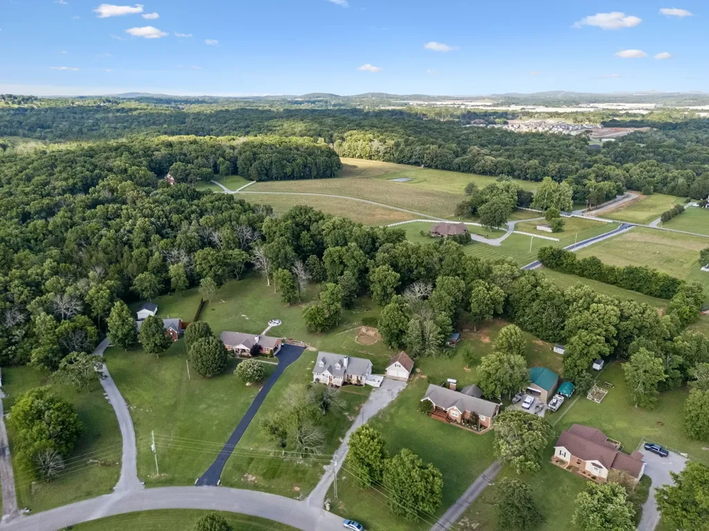 636 Shelley Drive Mount Juliet TN 37122