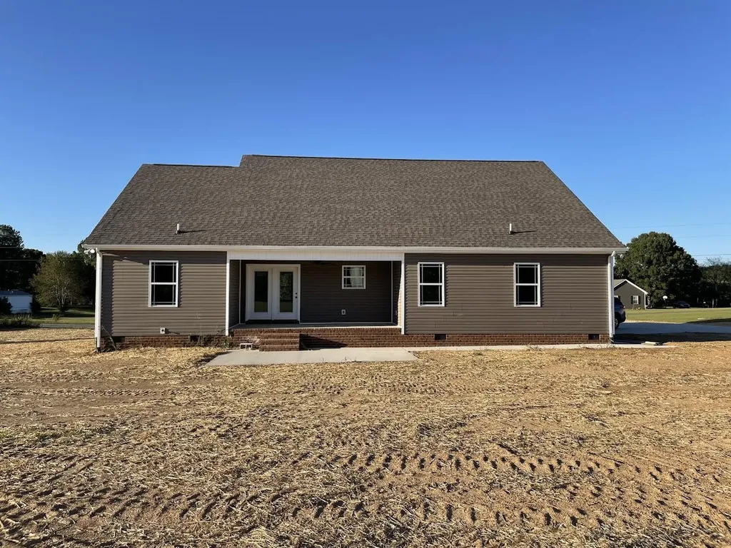 240 Hidden Hills Lane Summertown TN 38483