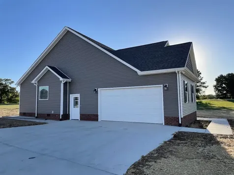 240 Hidden Hills Lane Summertown TN 38483