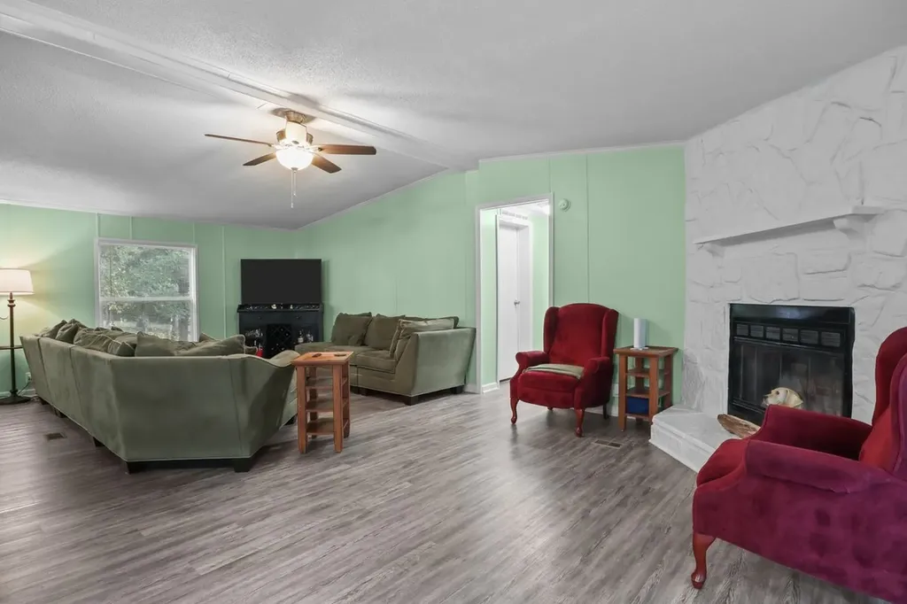 555 Fire Tower Road Dickson TN 37055