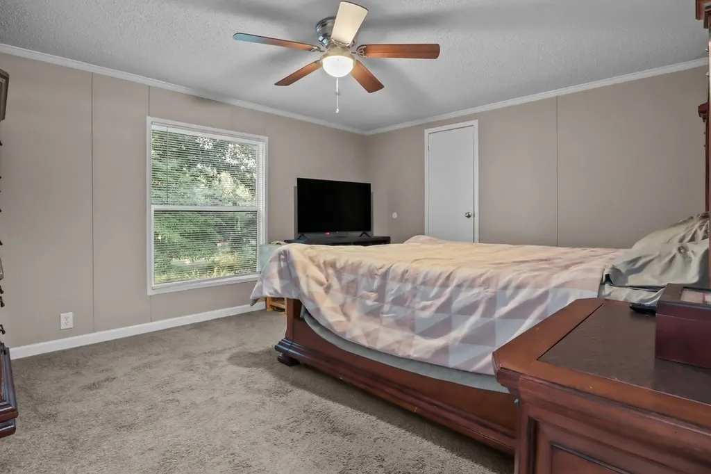 555 Fire Tower Road Dickson TN 37055