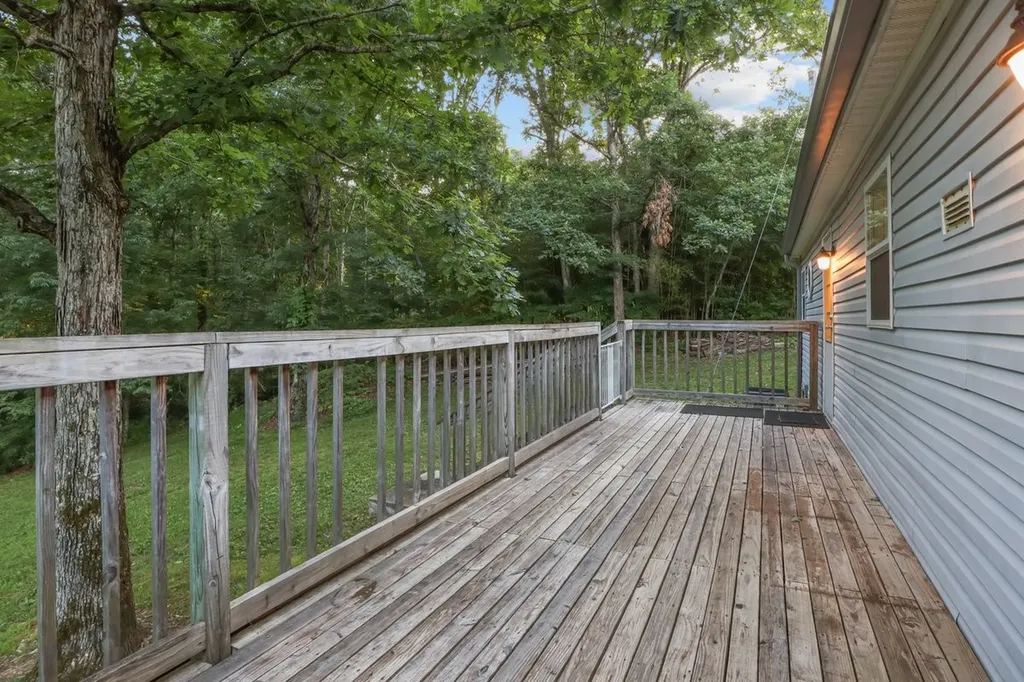 555 Fire Tower Road Dickson TN 37055