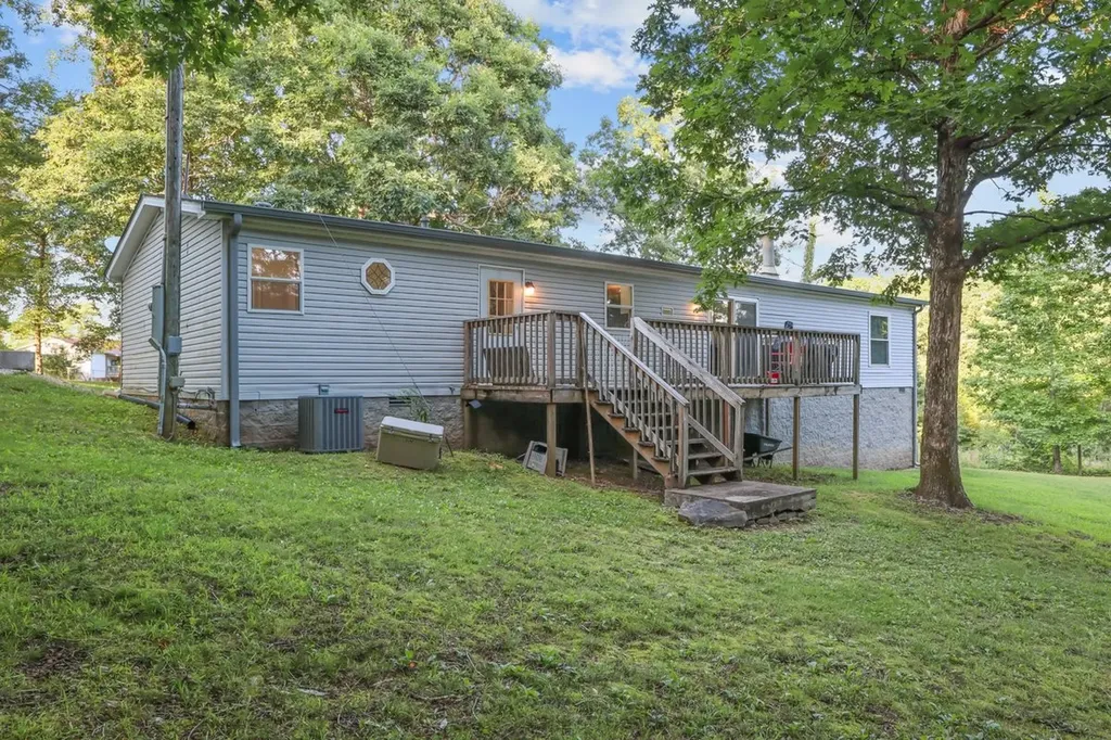 555 Fire Tower Road Dickson TN 37055