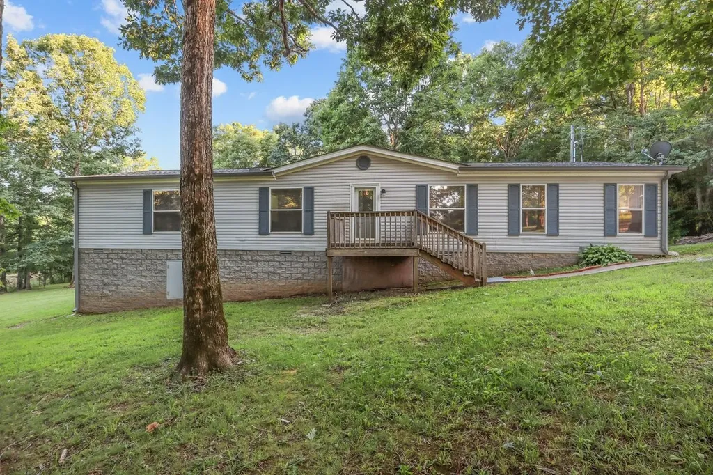 555 Fire Tower Road Dickson TN 37055