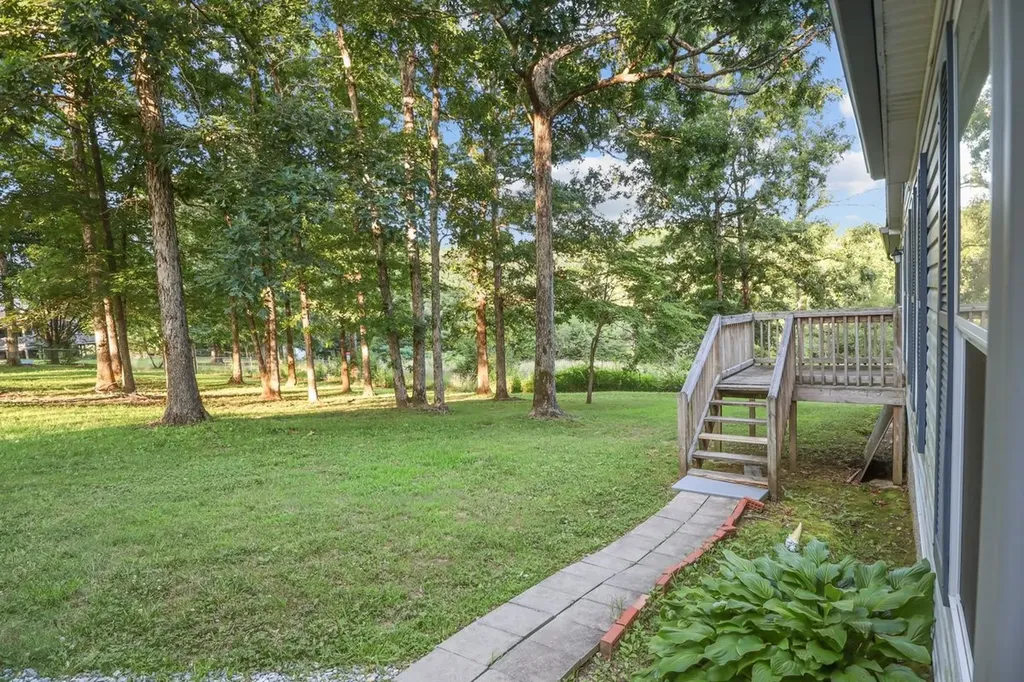 555 Fire Tower Road Dickson TN 37055