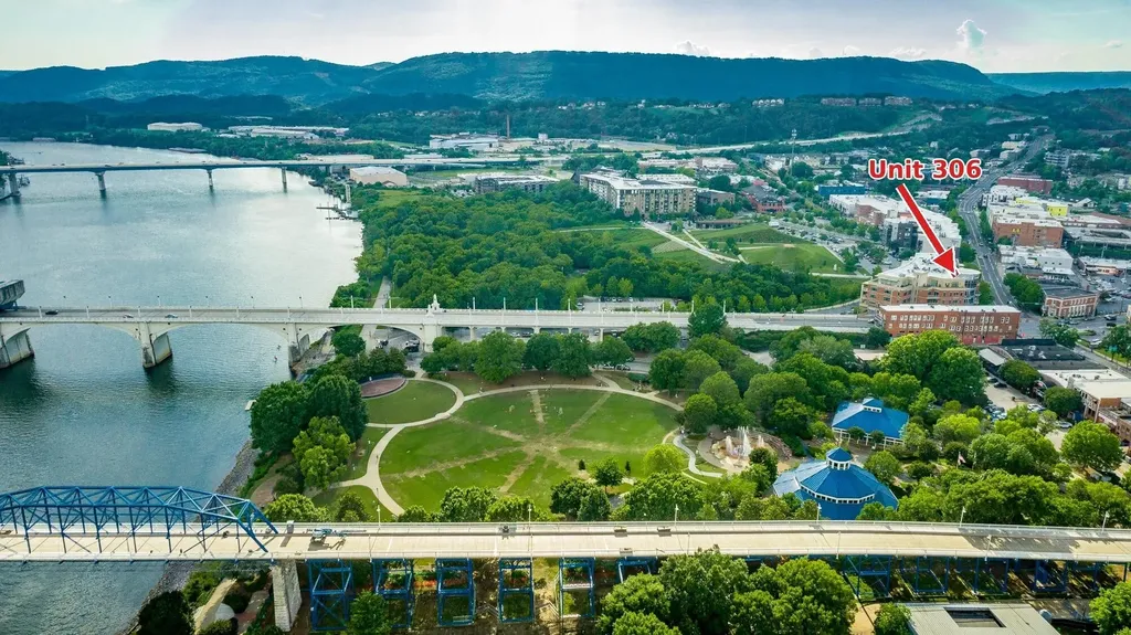 4 Cherokee Boulevard Chattanooga TN 37405