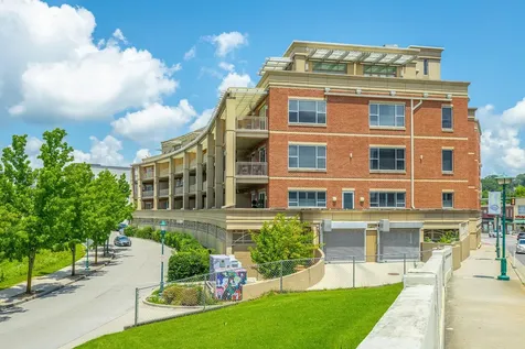 4 Cherokee Boulevard Chattanooga TN 37405