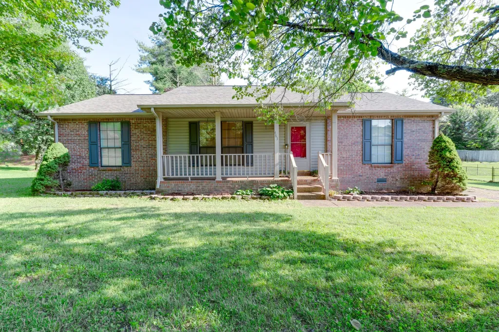 463 Calista Road White House TN 37188