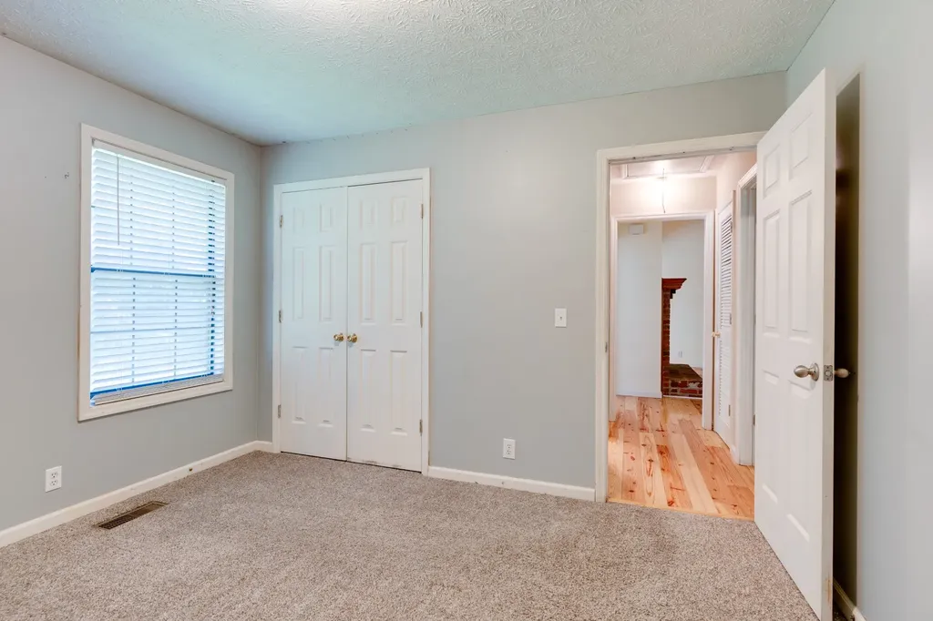 463 Calista Road White House TN 37188