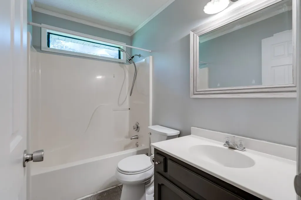 463 Calista Road White House TN 37188