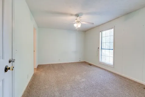 463 Calista Road White House TN 37188