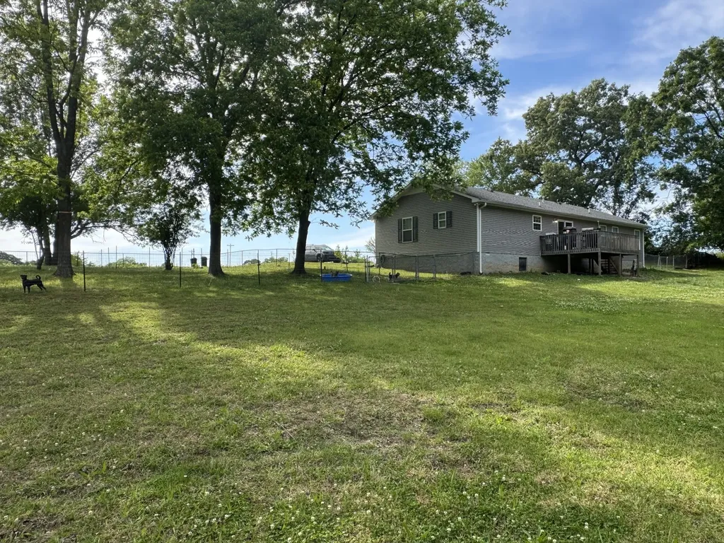 105 Larkins Drive White Bluff TN 37187