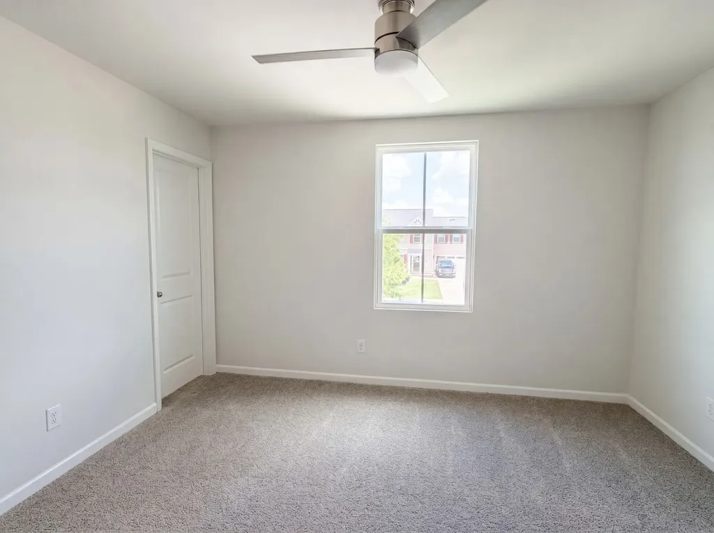 937 Blue Ash Way Christiana TN 37037