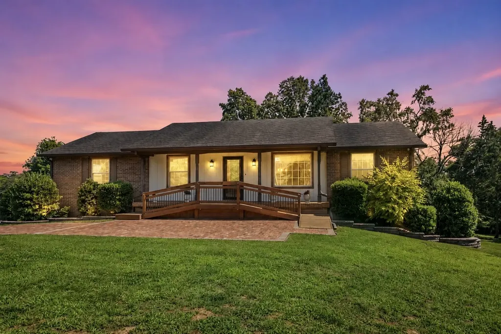 489 Page Drive Mount Juliet TN 37122