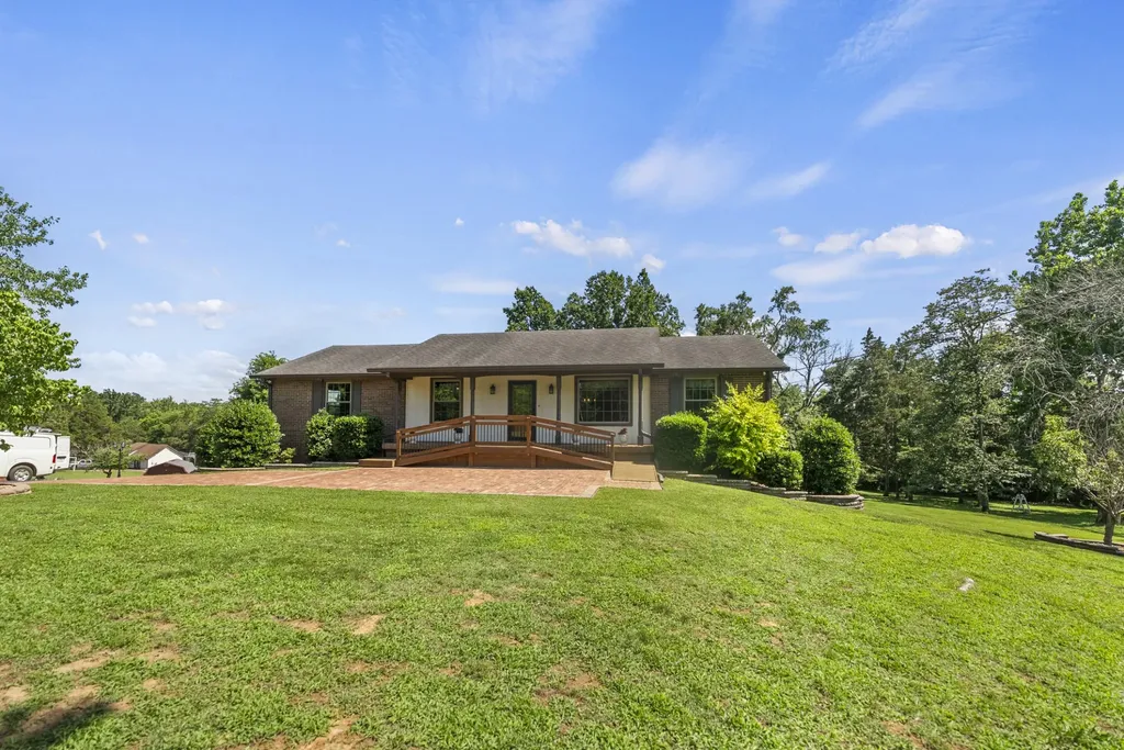489 Page Drive Mount Juliet TN 37122