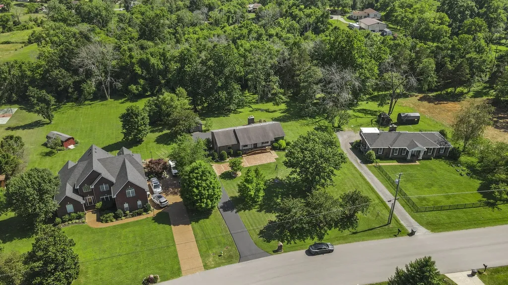 489 Page Drive Mount Juliet TN 37122