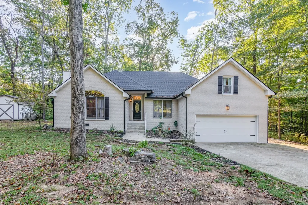 1681 Adswood Road Clarksville TN 37042