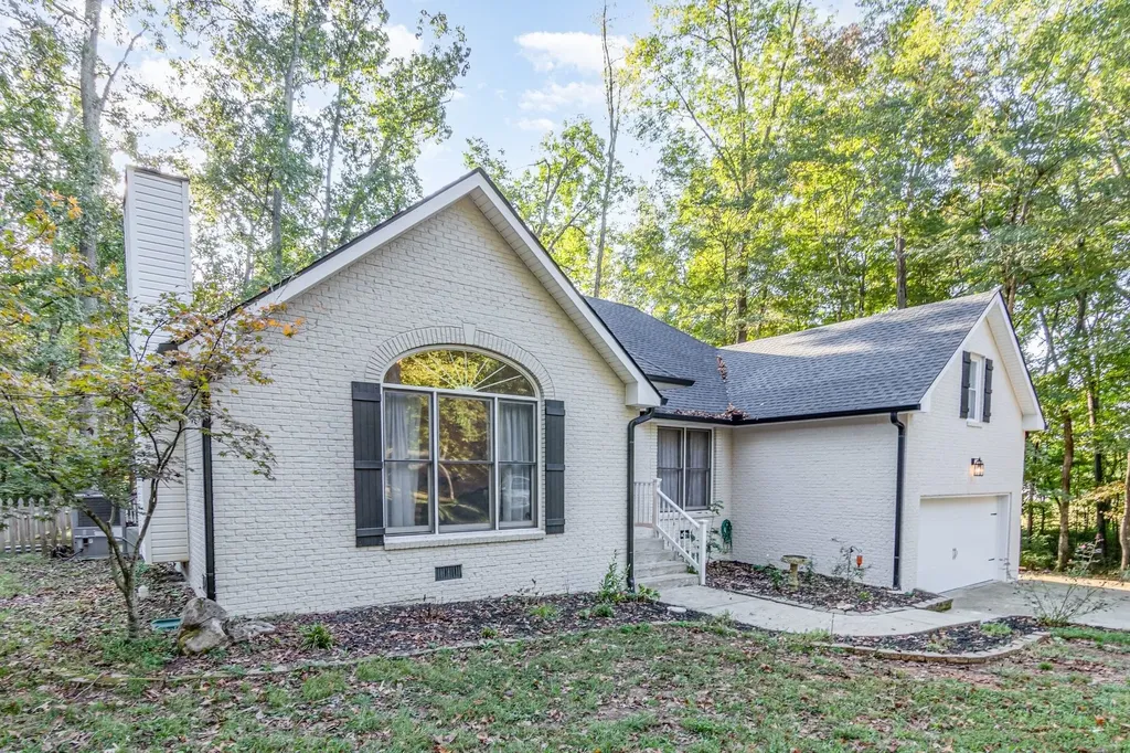 1681 Adswood Road Clarksville TN 37042