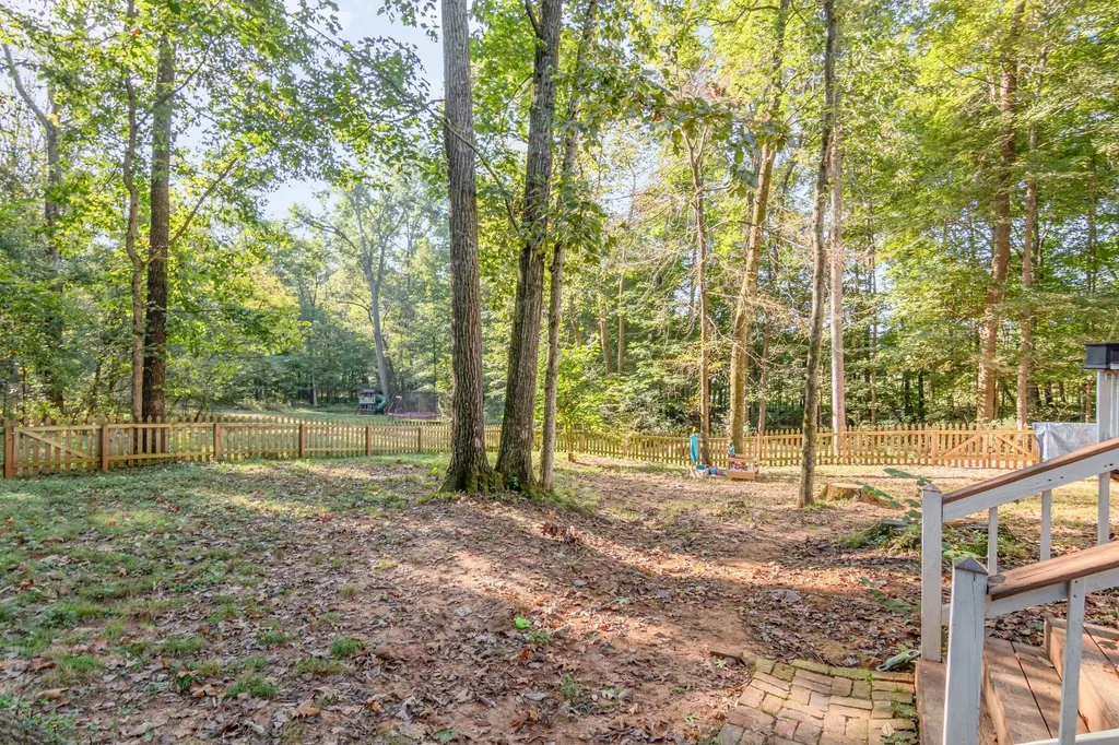 1681 Adswood Road Clarksville TN 37042