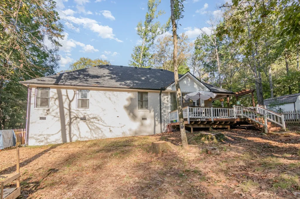 1681 Adswood Road Clarksville TN 37042
