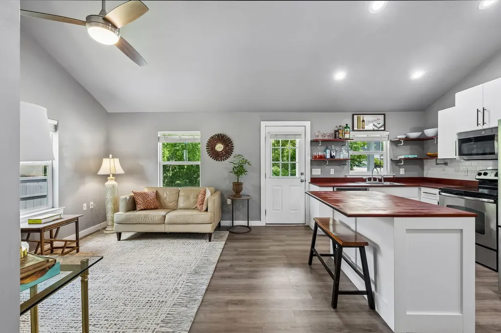 150 Crawford Hill Road Goodlettsville TN 37072