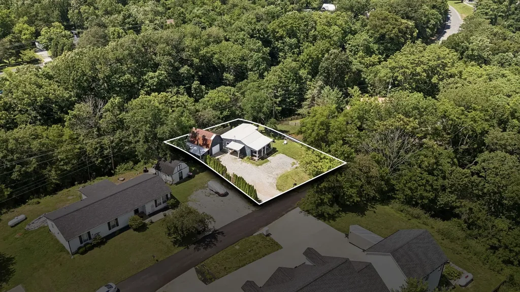 150 Crawford Hill Road Goodlettsville TN 37072