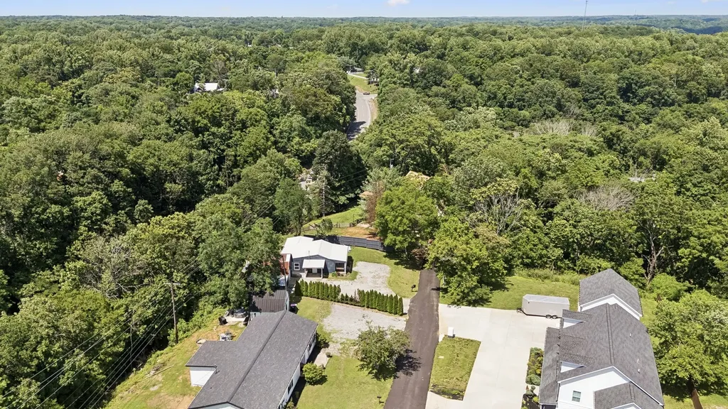 150 Crawford Hill Road Goodlettsville TN 37072