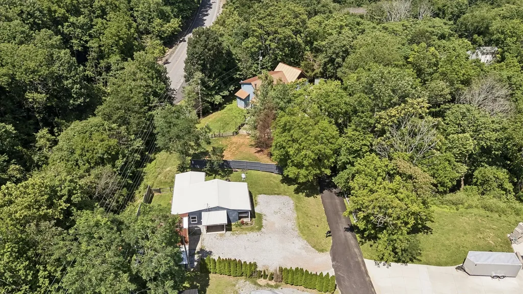 150 Crawford Hill Road Goodlettsville TN 37072