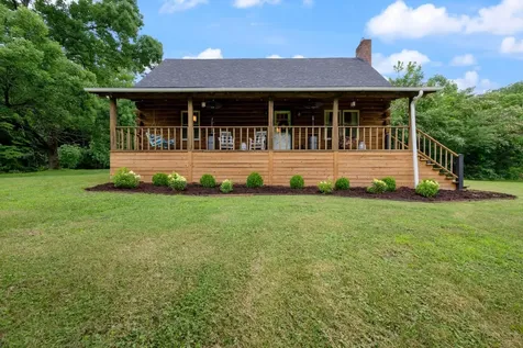 8004 Charlotte Pike Nashville TN 37221